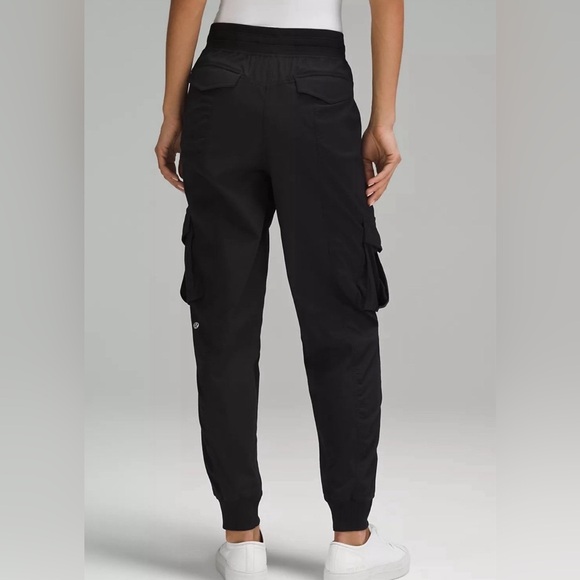 lululemon Dance Studio Relaxed-Fit Mod-Rise cargo jogger XL - Picture 2 of 11